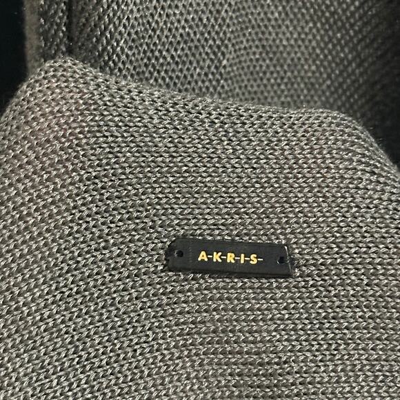AKRIS Silk Knit Cardigan Charcoal size US 4 Shark tooth Hem - Picture 6 of 14